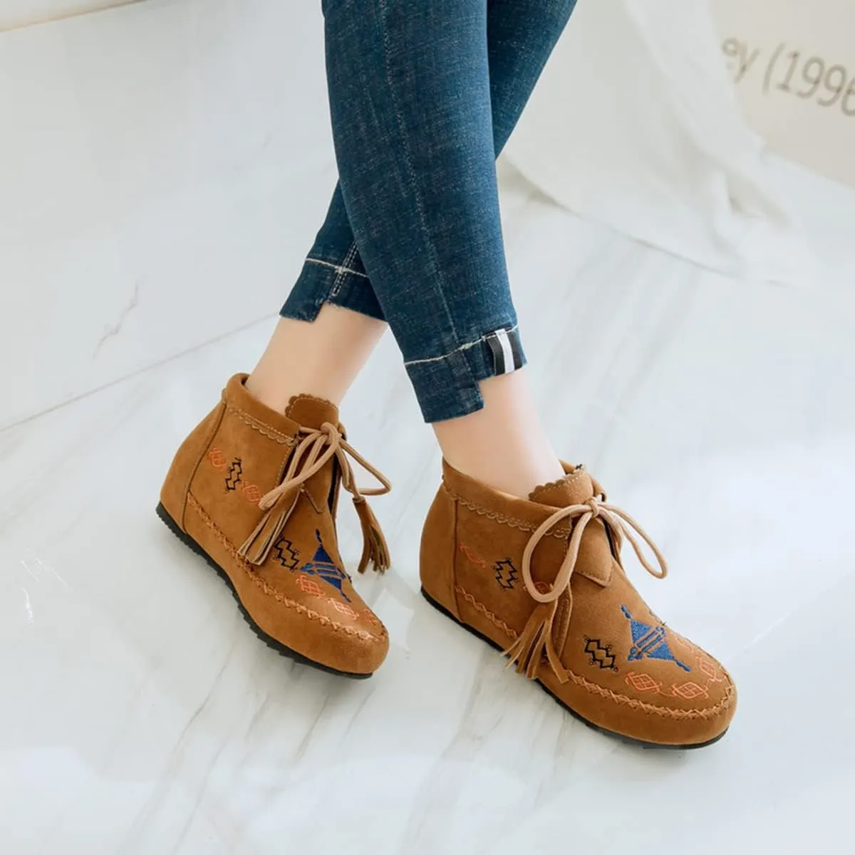 Ciuyurra Classic Moccasin Slipper Bootie Flats Embroidery Fringe Boots