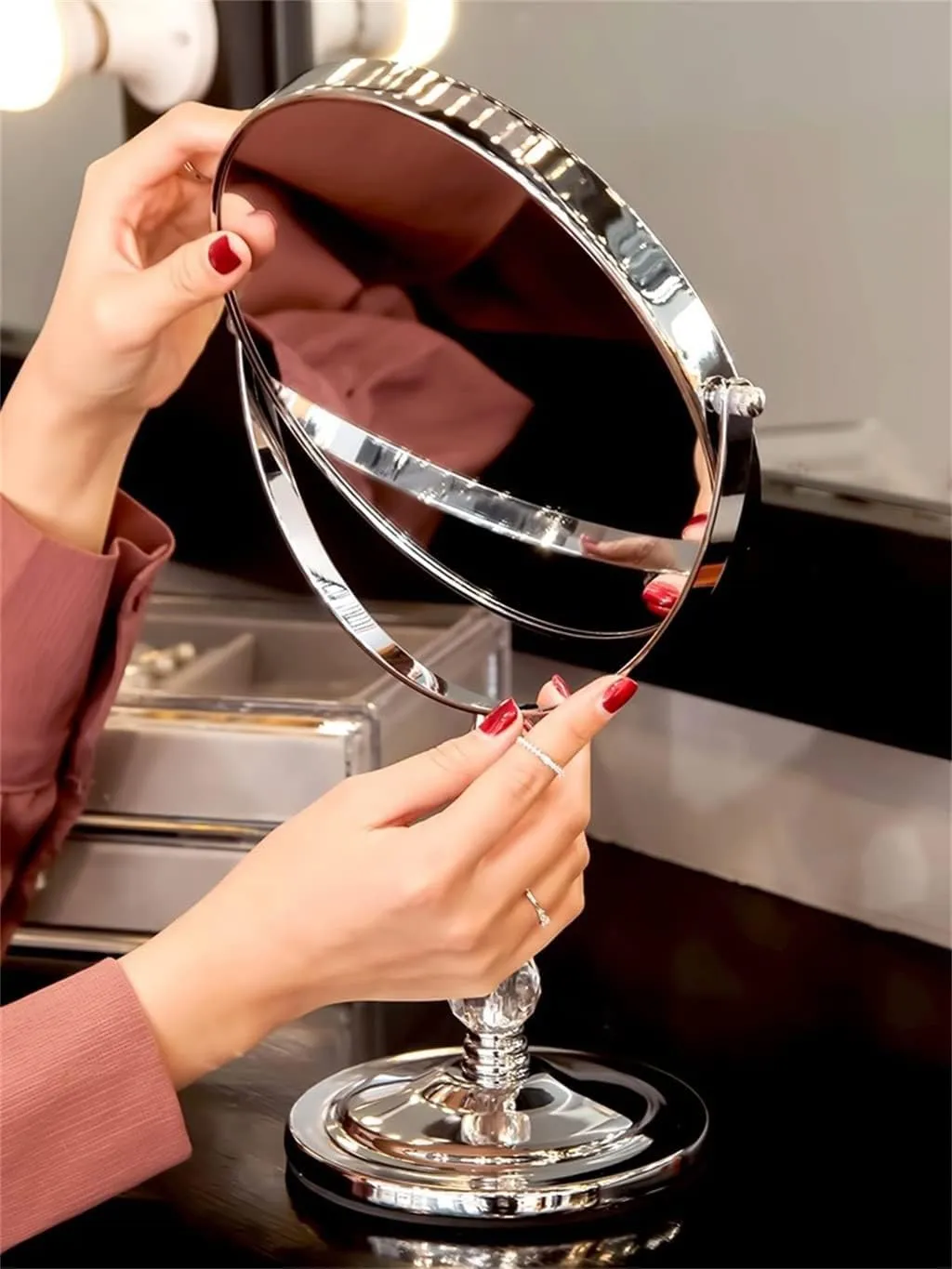 Hand Mirror, Mirror Double-Sided Makeup Mirror, 360° Rotating Magnifying Vanity Mirror, Makeup Beauty Tools Cosmetic Mirror for Home Dormitory Beautiful(6Inch)
