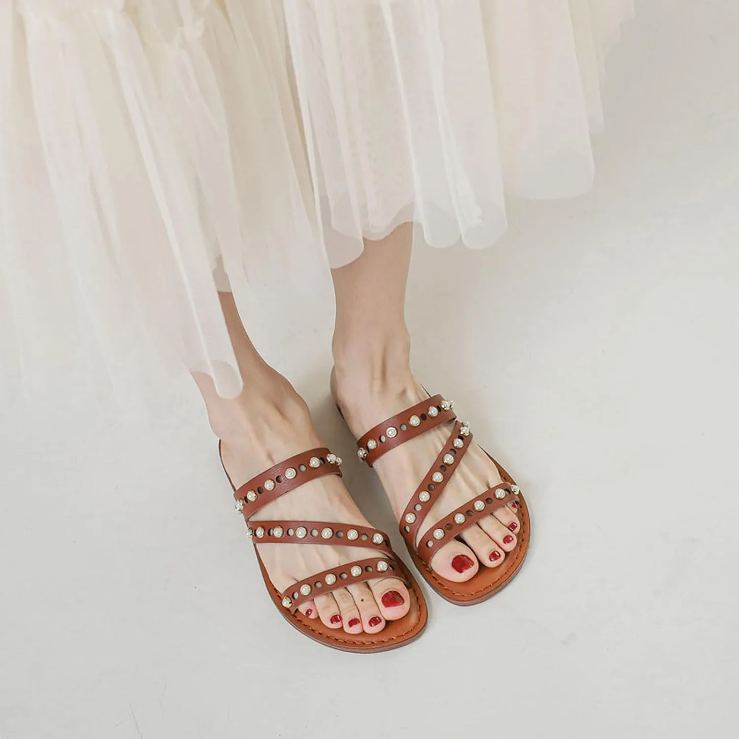 Lymphvity Women's Rivet Flat Slide Sandals Open Toe Studded Slip-on Strapy Flat Sandals for Summer Comfort Memory Foam Non-Slip Beach Shoes