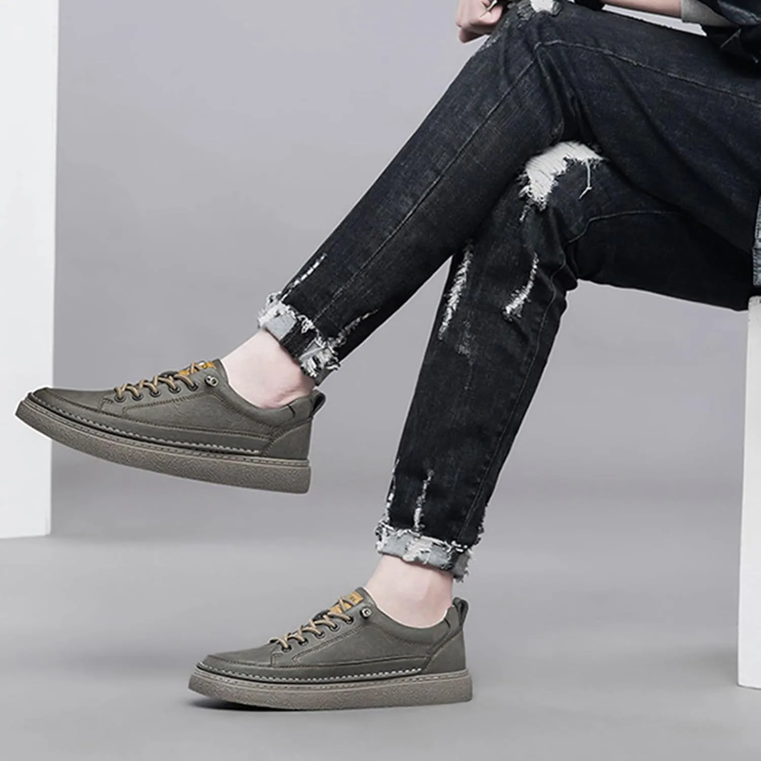 Men's Genuine Leather Fashion Sneakers Simple Handmade Low Top Round-Toe Elastic Lace Up Slip On Casual Shoes Comfortable Classic Tennis Shoes