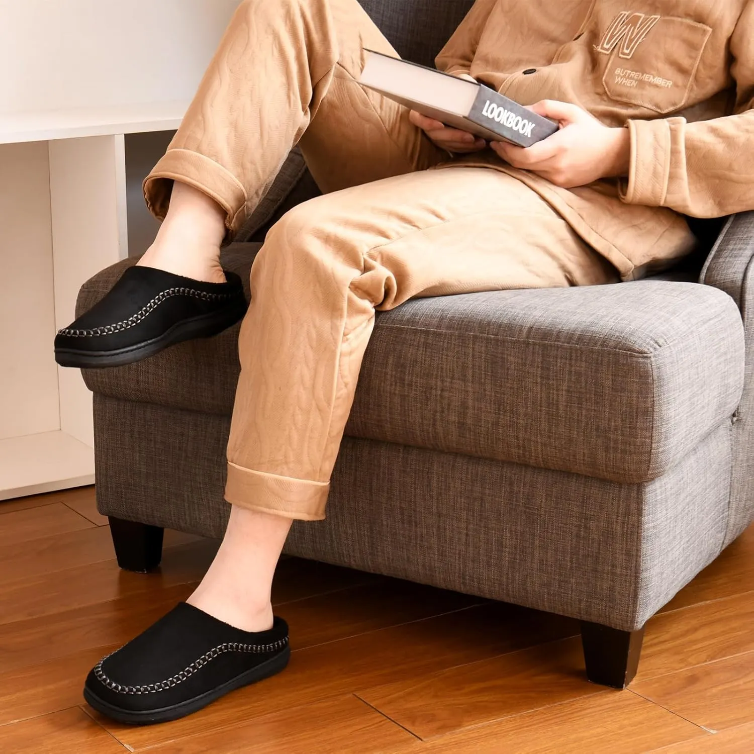 Mens Moccasin Slippers Handmade Breathable Microsuede Low Back House Shoes with Soft Memory Foam Slippers for Men Indoor