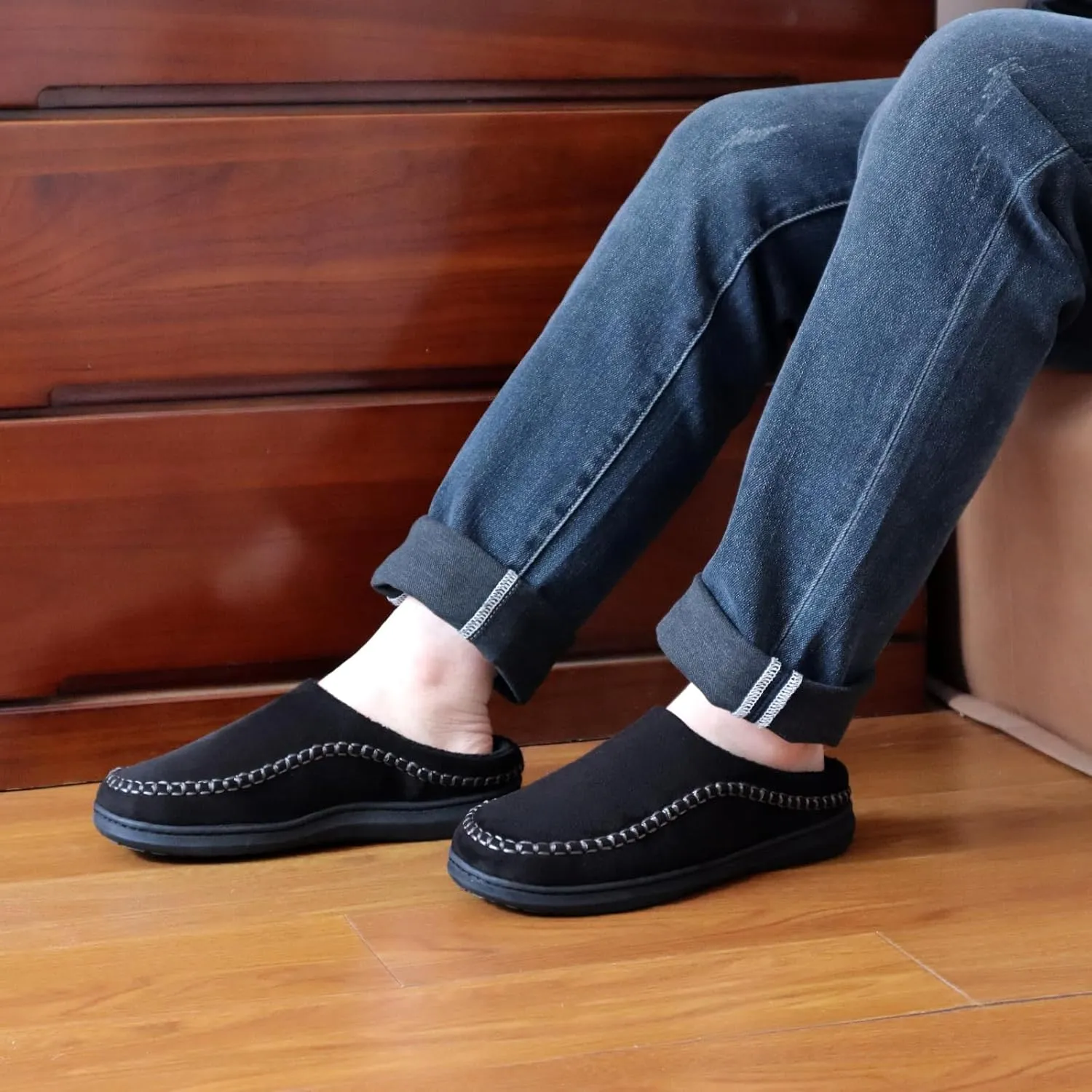 Mens Moccasin Slippers Handmade Breathable Microsuede Low Back House Shoes with Soft Memory Foam Slippers for Men Indoor
