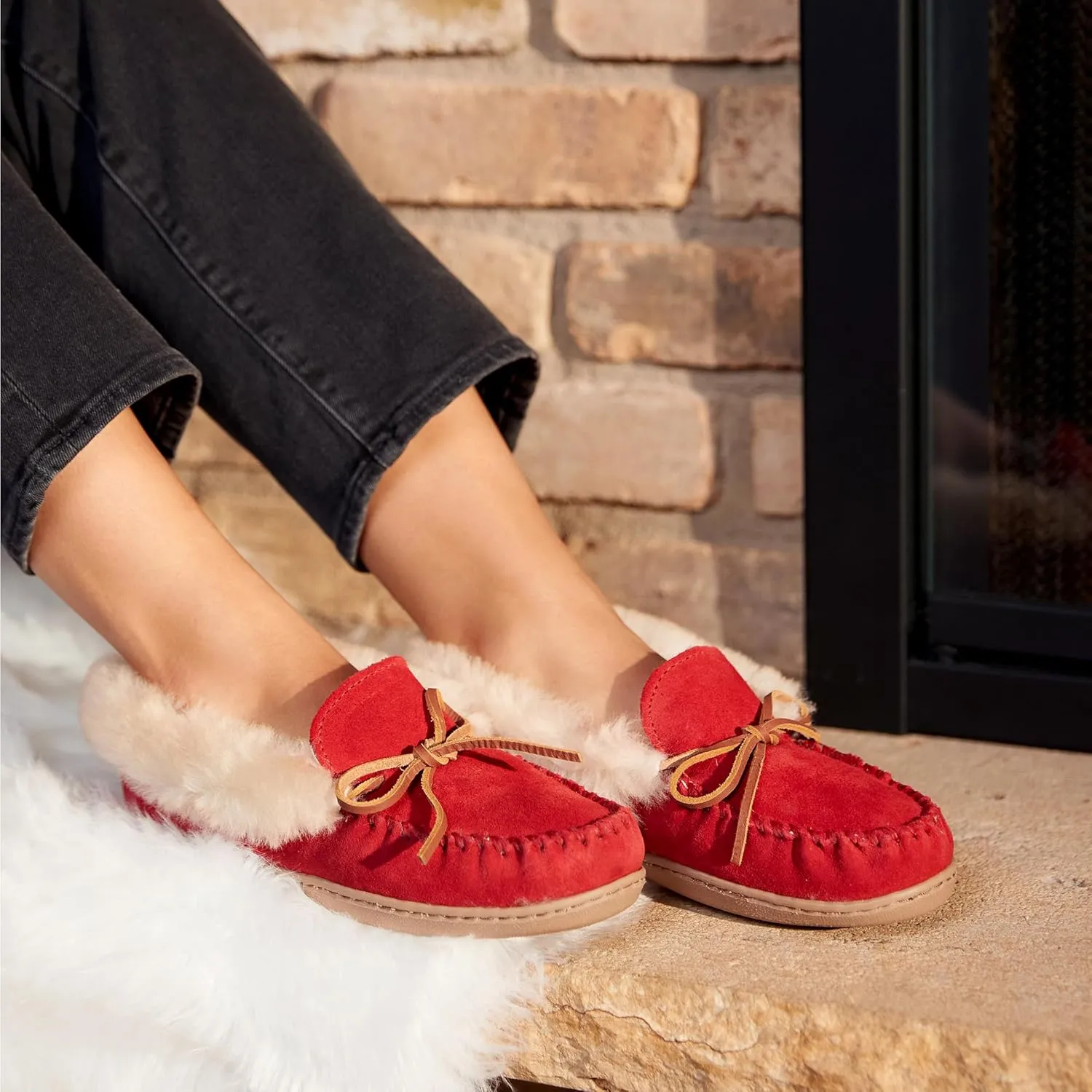 Minnetonka Women's Alpine Sheepskin Moccasin Slippers