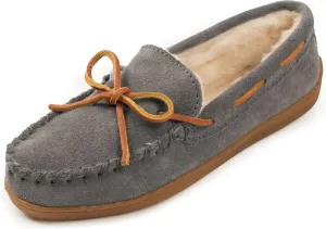 Minnetonka Women’s Hardsole Pile-Lined Moccasin Slippers, Charcoal, 7 W