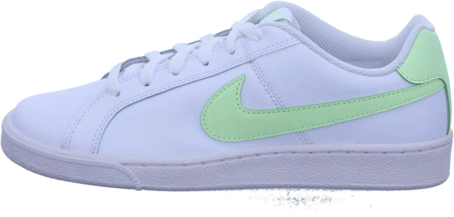 NIKE Women's Court Borough Low Basketball Shoes