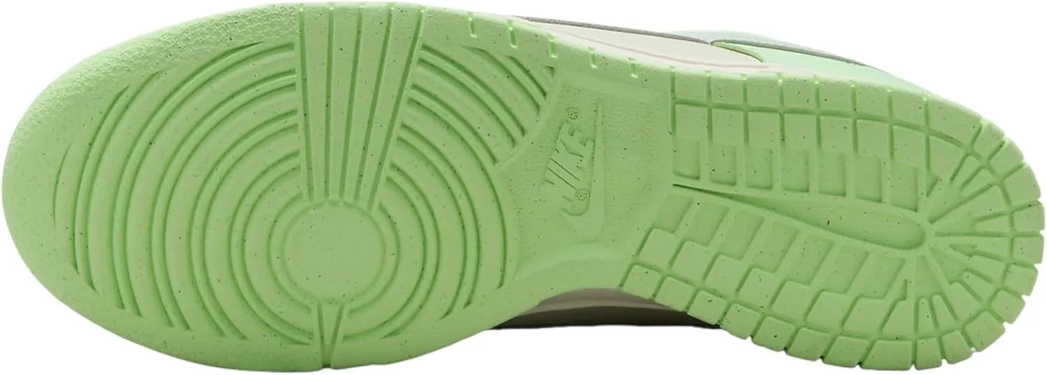 Nike Women's Sneaker