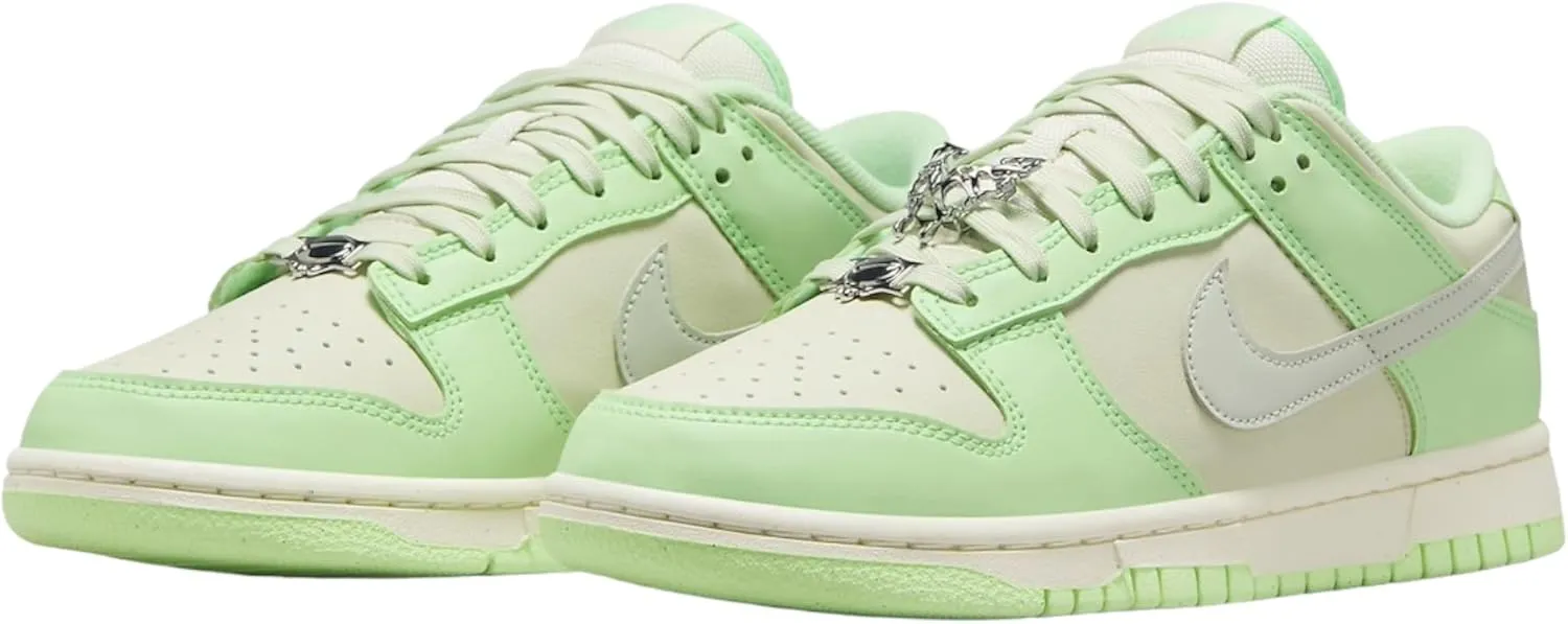 Nike Women's Sneaker