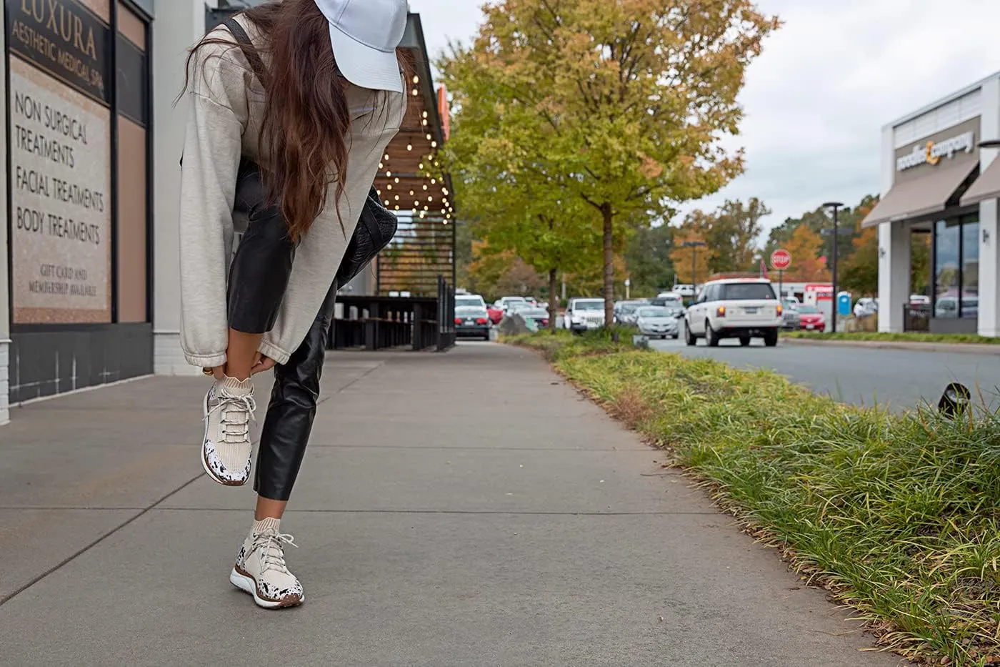 OTBT Women's Hybrid High Top Sneaker