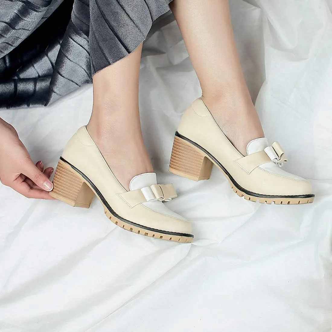 VOKLIN Women's Vintage Bow Slip On Pump Oxford Shoes Two Tone Wingtip Block Mid Heels Dress Oxfords Brogues