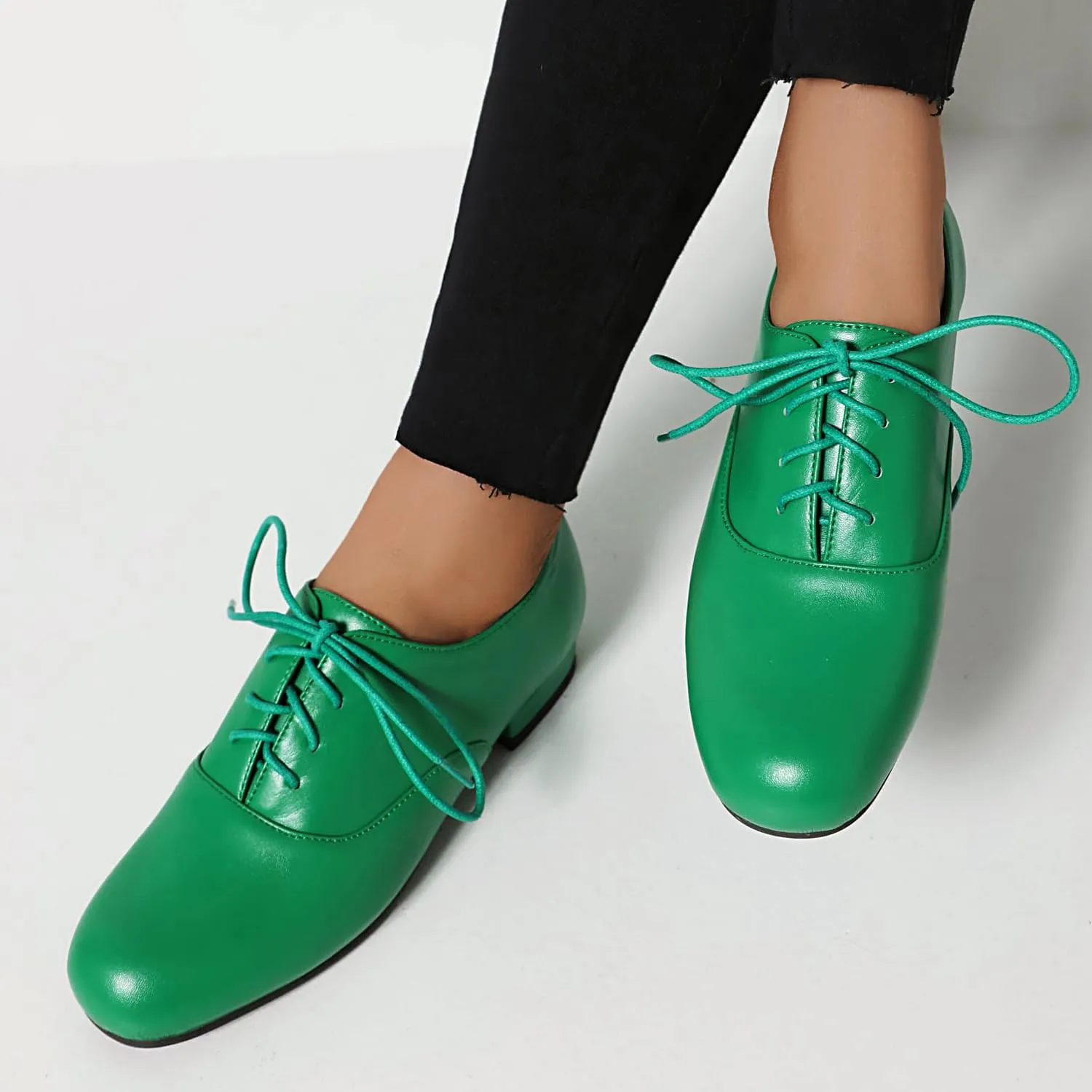 Women's Flats Lace Up Oxford Round Toe PU Leather Low Heel Pumps Closed Toe Shoes